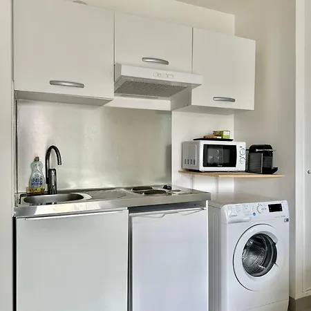 Stylish And Modern In Tolbiac פריז