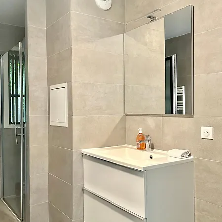 Stylish And Modern In Tolbiac דירה *