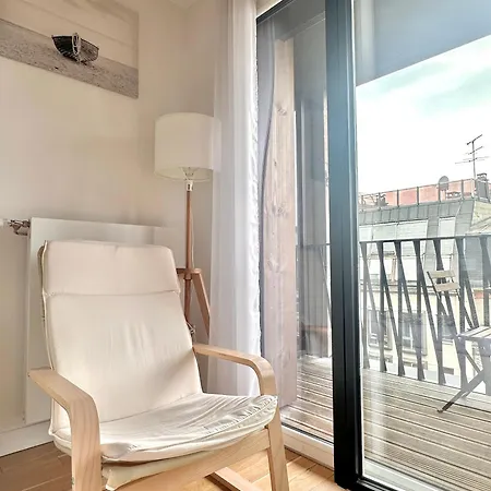 Stylish And Modern In Tolbiac * פריז